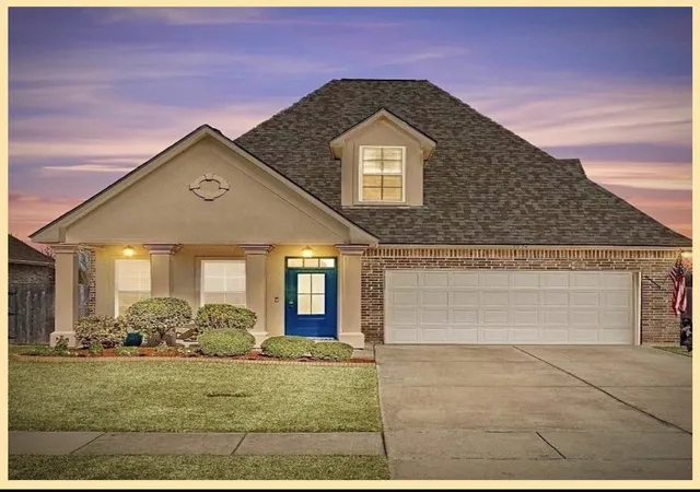 1st image of 1034 Maize St, Bossier City, LA 71111 | MLS# 21307235