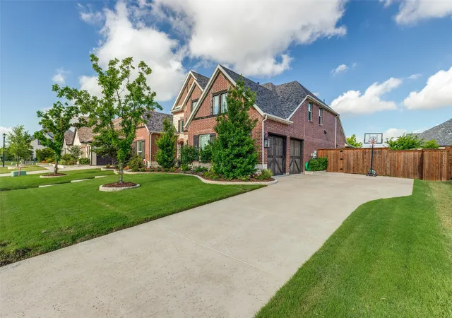 Photo 1 of Single family home for sale at 1411 Maplewood Dr, Prosper, TX 75078 | MLS# 21306210 | Listing updated on 2026-09-30