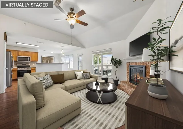 Photo 4 of Single family home for sale at 1730 Windswept Dr, Midlothian, TX 76065 | MLS# 21300177 | Listing updated on 2026-09-30