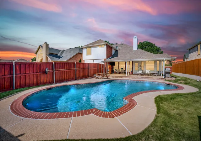Photo 1 of Single family home for sale at 5013 Ridgecrest Dr, The Colony, TX 75056 | MLS# 21307131 | Listing updated on 2026-08-25