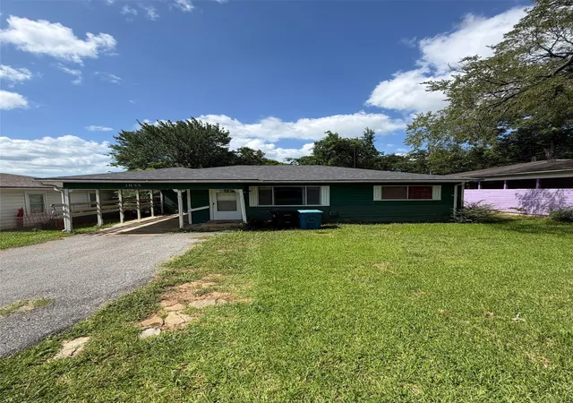 Homes for sale in Denison, TX | 1055 W Star St, Denison, TX 75020 | MLS# 21307201
