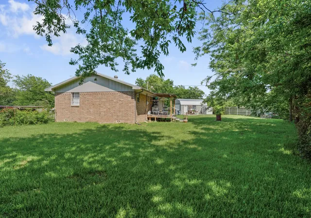 Photo 3 of Single family home for sale at 236 Circle Dr, Point, TX 75472 | MLS# 21306789 | Listing updated on 2026-09-05