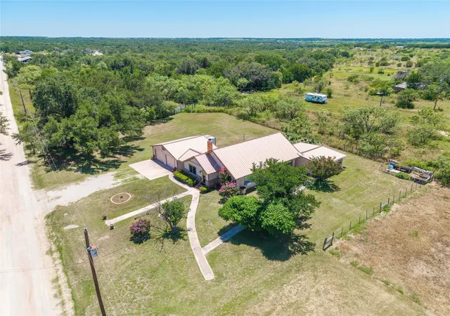 Photo 3 of Single family home for sale at 3800 County Road 112, Brownwood, TX 76801 | MLS# 21307401 | Listing updated on 2026-09-04