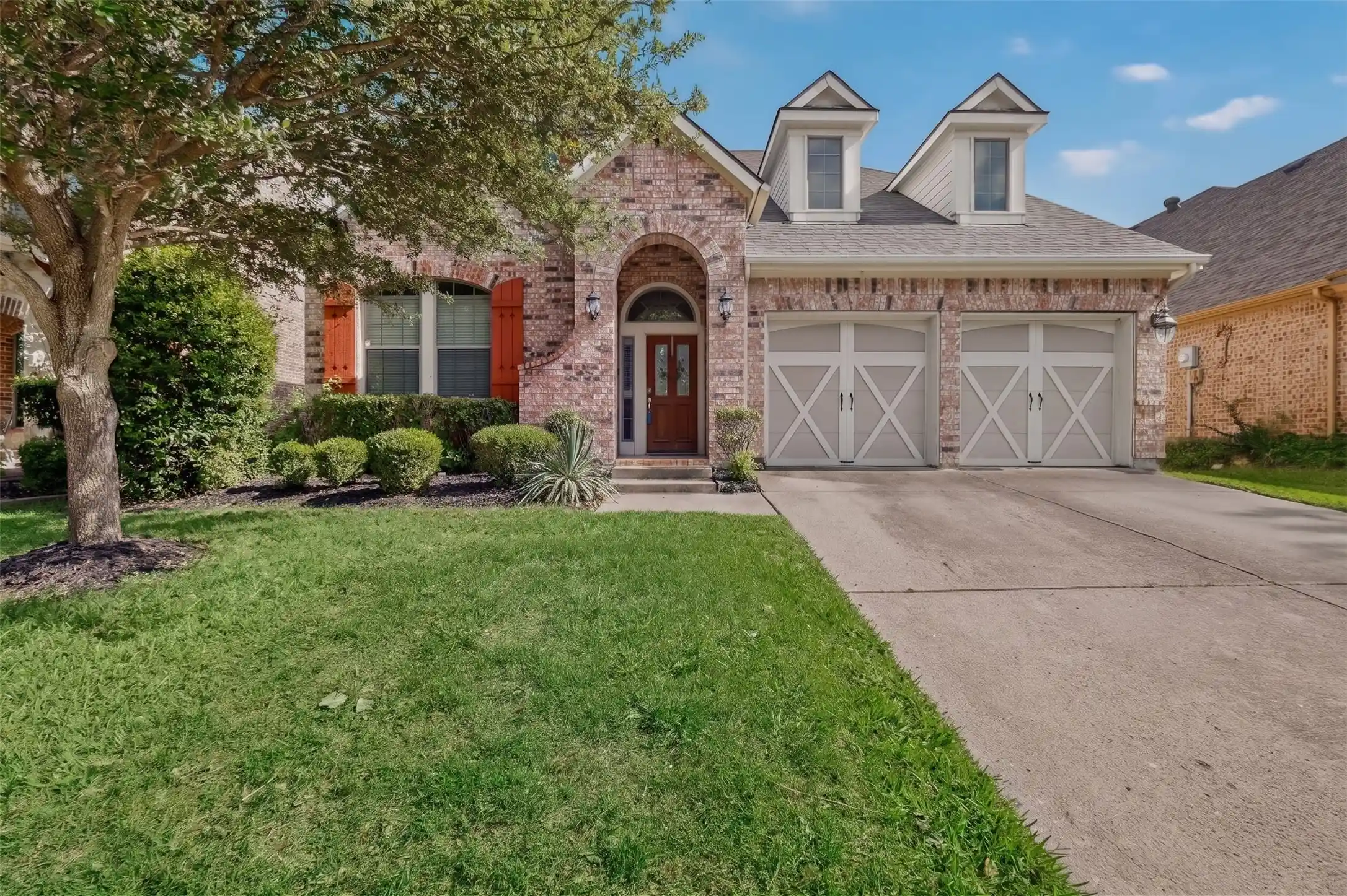 Photo 1 of Sale Pending at 6830 Prairie Flower Trl, Dallas, TX 75227 | MLS# 21306278 | Listing updated on 2026-10-14