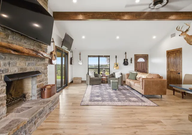 Homes for sale in Stephenville, TX | 3035 County Road 162, Stephenville, TX 76401 | MLS# 21306557