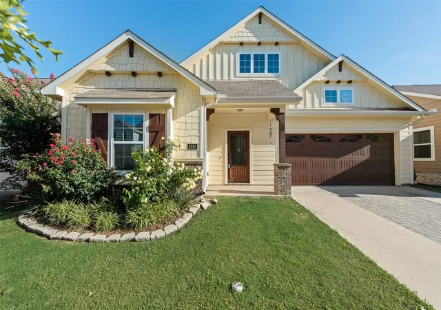 Photo 4 of Single family home for sale at 2320 Chebi Ln, Denton, TX 76209 | MLS# 21307566 | Listing updated on 2026-08-22