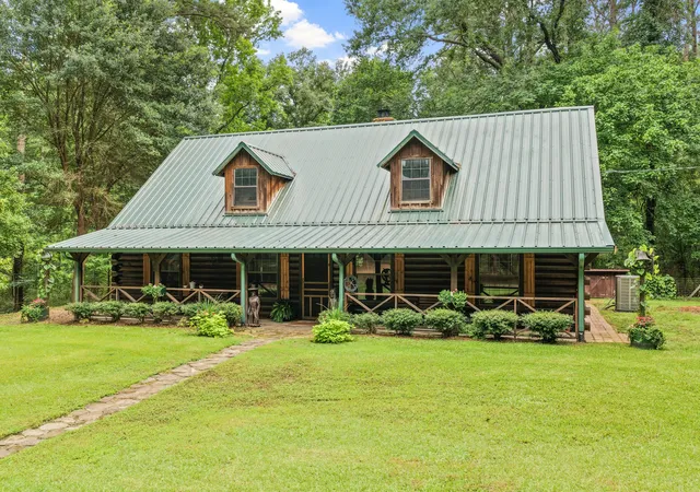 Homes for sale in Pittsburg, TX | 11995 Fm 557 Fm 557, Pittsburg, TX 75686 | MLS# 21307577