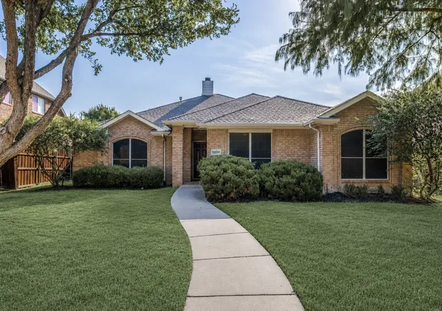 Photo 1 of Single family home for sale at 11202 Outpost Trl, Frisco, TX 75033 | MLS# 21307590 | Listing updated on 2026-08-31