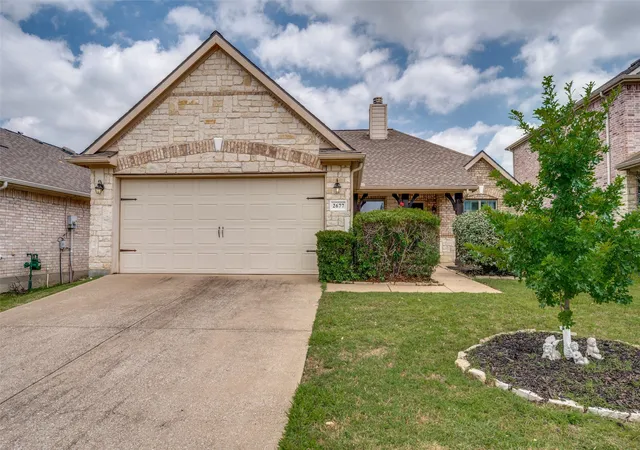 Homes for sale in Little Elm, TX | 2677 Calmwater Dr, Little Elm, TX 75068 | MLS# 21305425