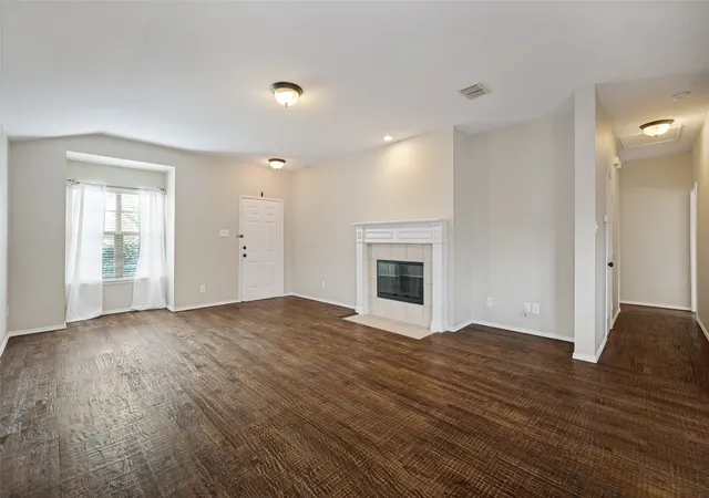 4th image of 2677 Calmwater Dr, Little Elm, TX 75068 | MLS# 21305425