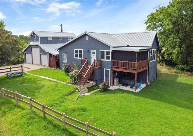 Photo 3 of Single family home for sale at 241 Rs County Road 1534, Point, TX 75472 | MLS# 21307564 | Listing updated on 2026-10-07