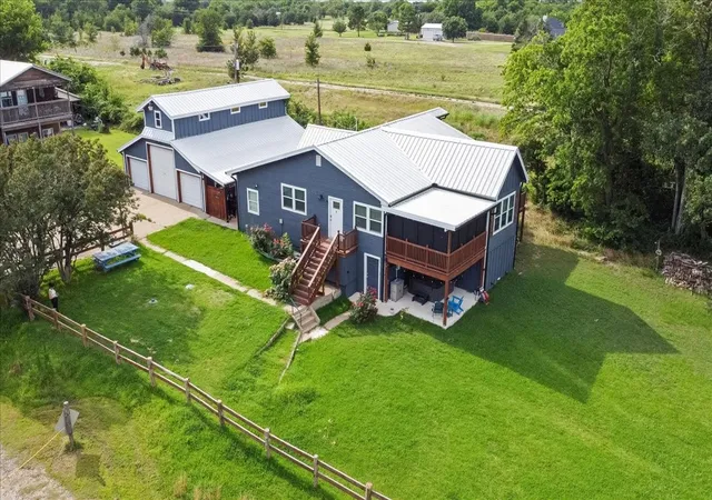 Photo 3 of Single family home for sale at 241 Rs County Road 1534, Point, TX 75472 | MLS# 21307564 | Listing updated on 2026-10-07