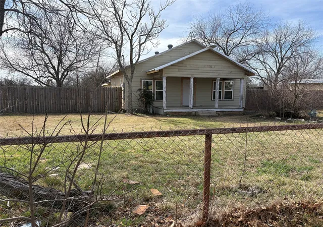 Homes for sale in Ranger, TX | 616 Breckenridge Hwy, Ranger, TX 76470 | MLS# 21307669