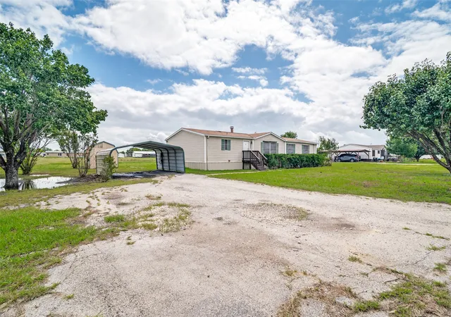 Homes for sale in Crandall, TX | 2585 S Fm 148, Crandall, TX 75114 | MLS# 21289742