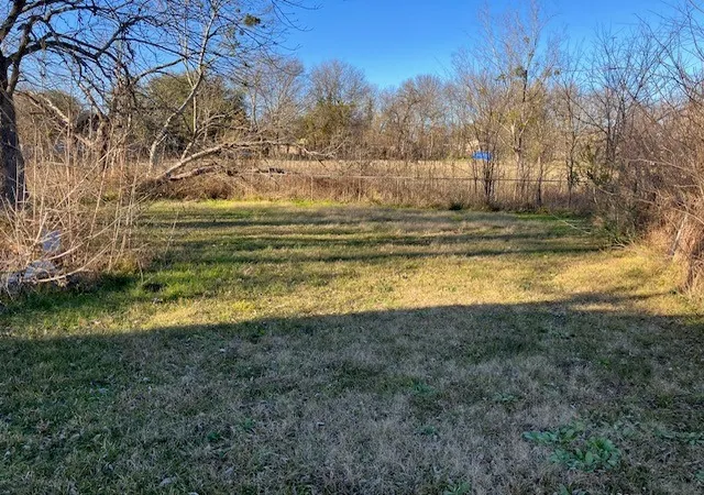Homes for sale in Clarksville, TX | 1013 W College, Clarksville, TX 75426 | MLS# 21307699