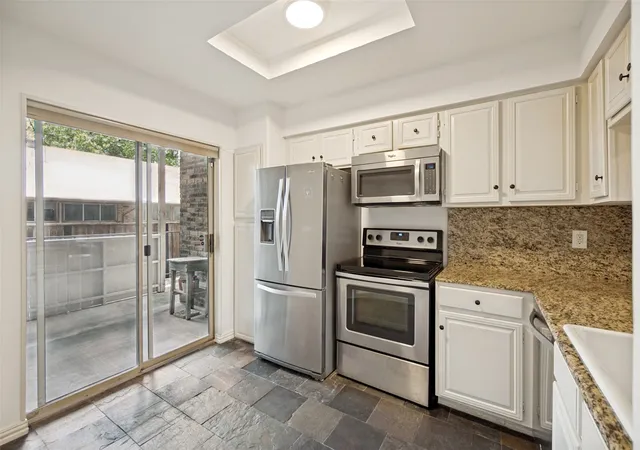 Photo 4 of Condo for sale at 5740 Martel Ave #A2, Dallas, TX 75206 | MLS# 21307058 | Listing updated on 2026-08-22