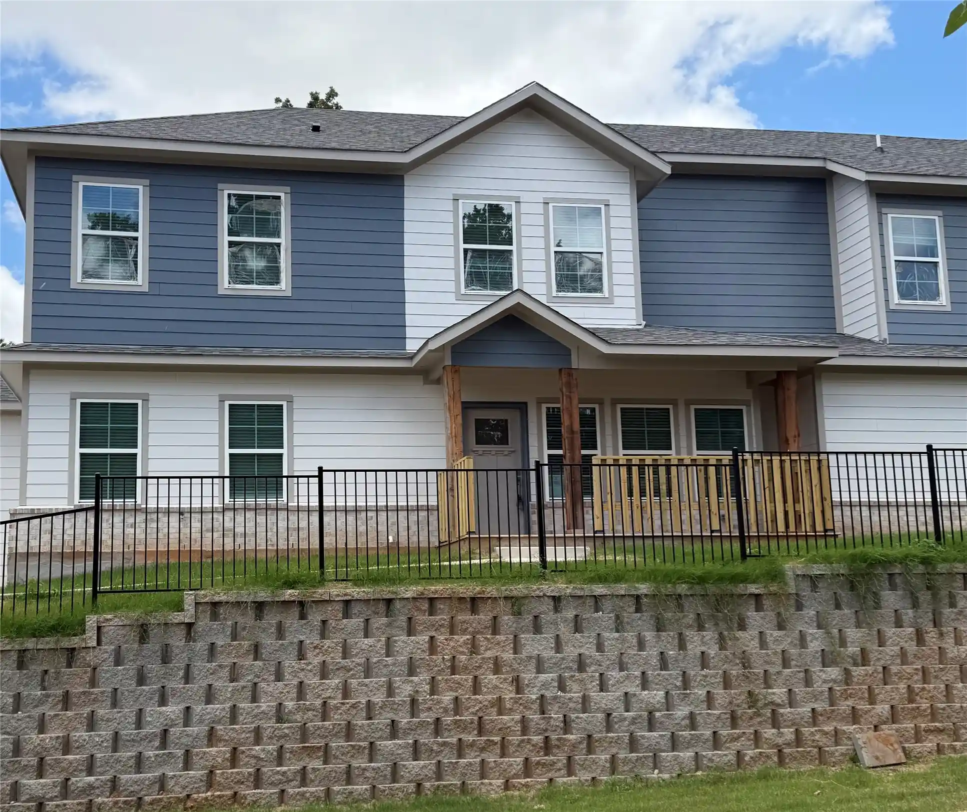 Photo 1 of Sale Pending at 1371 Cooper, Dallas, TX 75215 | MLS# 21307558 | Listing updated on 2026-10-11