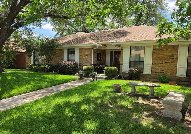 Photo 2 of Single family home for sale at 2128 El Dorado Way St, Carrollton, TX 75006 | MLS# 21305828 | Listing updated on 2026-08-22