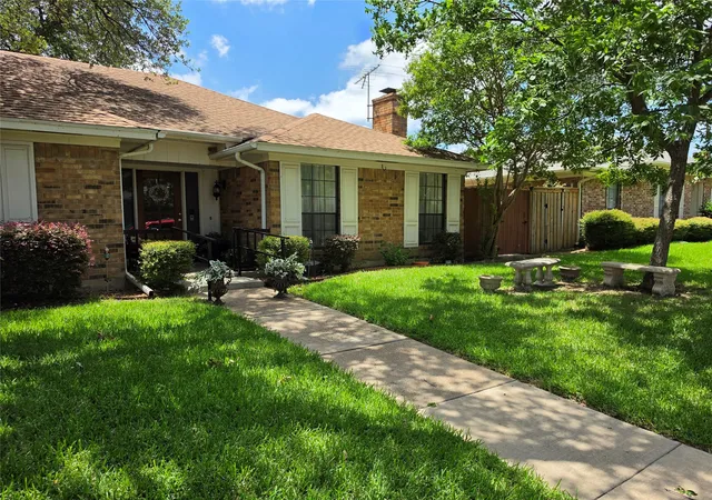Photo 3 of Single family home for sale at 2128 El Dorado Way St, Carrollton, TX 75006 | MLS# 21305828 | Listing updated on 2026-08-22