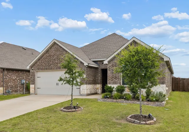 Homes for sale in Caddo Mills, TX | 230 Mockingbird Wy, Caddo Mills, TX 75135 | MLS# 21279308