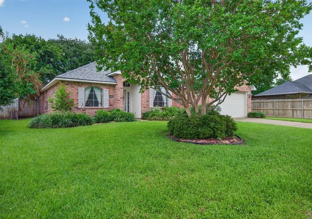 36th image of 405 Hancock Dr, Bossier City, LA 71112 | MLS# 21307824