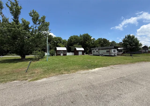 Photo 2 of Land for sale at 935 Blue Heron Wy #Lot 17, Kerens, TX 75144 | MLS# 21307784 | Listing updated on 2026-08-22