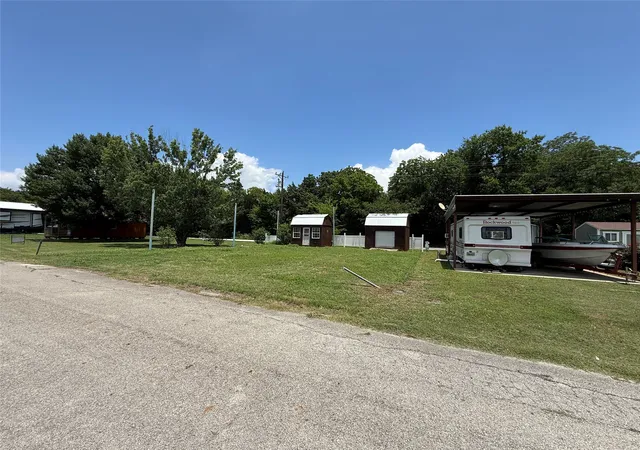 Photo 3 of Land for sale at 935 Blue Heron Wy #Lot 17, Kerens, TX 75144 | MLS# 21307784 | Listing updated on 2026-08-22