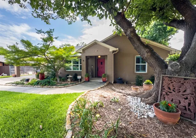 Homes for sale in Irving, TX | 622 Ridgecrest Dr, Irving, TX 75060 | MLS# 21307851