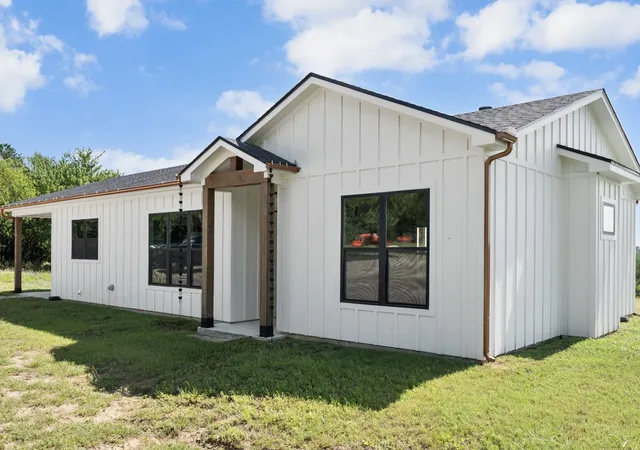 Photo 1 of Single family home for sale at 224 Hcr 3350 N, Hubbard, TX 76648 | MLS# 21307759 | Listing updated on 2026-07-05