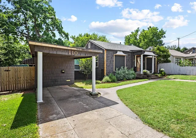 Photo 4 of Single family home for sale at 110 S Binkley St, Sherman, TX 75092 | MLS# 21303429 | Listing updated on 2026-08-22