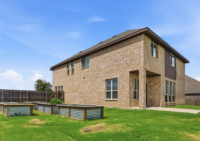 Homes for sale in Godley, TX | 229 Prairie Dog Dr, Godley, TX 76044 | MLS# 21306973