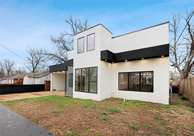Photo 2 of Single family home for sale at 2606 Fordham Rd, Dallas, TX 75216 | MLS# 21307893 | Listing updated on 2026-08-30