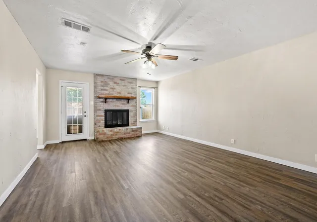 Homes for sale in Denison, TX | 2715 Regal Dr, Denison, TX 75020 | MLS# 21304559