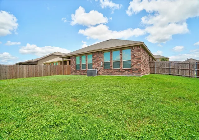 Homes for sale in Glenn Heights, TX | 2529 Lavender Ln, Glenn Heights, TX 75154 | MLS# 21307805