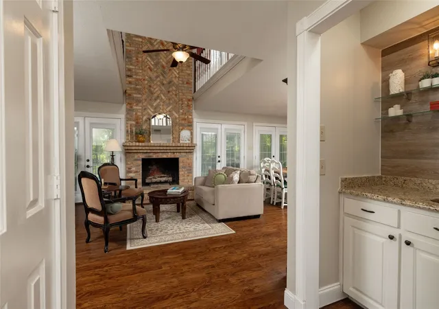 Photo 4 of Single family home for sale at 1530 Nightingale Cir, Keller, TX 76262 | MLS# 21304928 | Listing updated on 2026-09-24