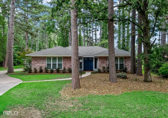 Homes for sale in Haughton, LA | 503 Pine Cone, Haughton, LA 71037 | MLS# 21307192