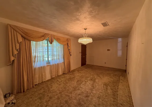3rd image of 3113 Logan St, Shreveport, LA 71103 | MLS# 21305391