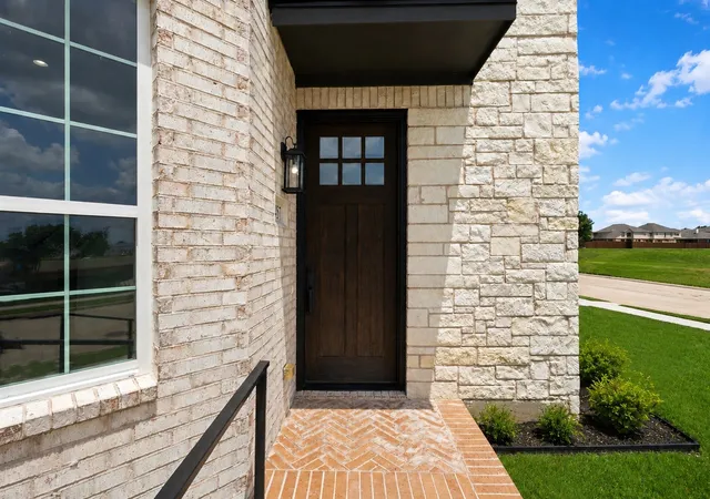Homes for sale in Irving, TX | 3457 Sanjeev Dr, Irving, TX 75060 | MLS# 21305819