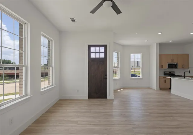 Homes for sale in Irving, TX | 3457 Sanjeev Dr, Irving, TX 75060 | MLS# 21305819