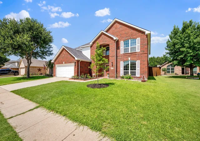 Photo 3 of Sale Pending at 2108 White Rock Ln, Little Elm, TX 75068 | MLS# 21307636 | Listing updated on 2026-08-27