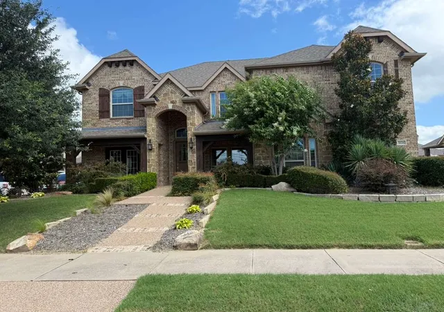 Photo 1 of Single family home for sale at 3221 Le Manns St, Midlothian, TX 76065 | MLS# 21299316 | Listing updated on 2026-08-22