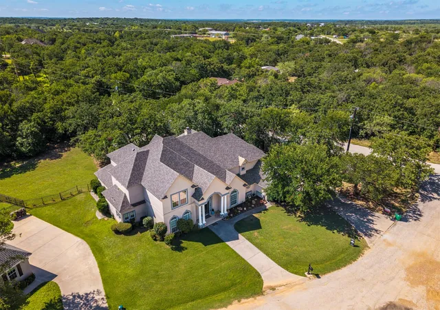 1st image of 100 Manders Ct, Bridgeport, TX 76426 | MLS# 21307994