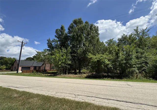 Photo 3 of Land for sale at 204 Kanakoa Dr, Tool, TX 75143 | MLS# 21308041 | Listing updated on 2026-08-22