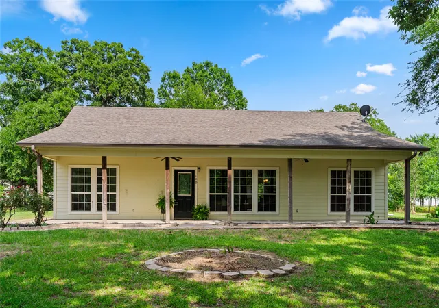 Photo 1 of Single family home for sale at 109 Rs County Road 3319, Emory, TX 75440 | MLS# 21308058 | Listing updated on 2026-08-30