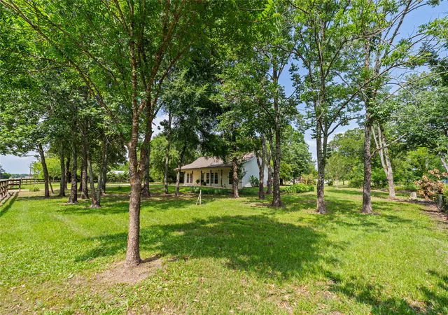 Photo 3 of Single family home for sale at 109 Rs County Road 3319, Emory, TX 75440 | MLS# 21308058 | Listing updated on 2026-08-30
