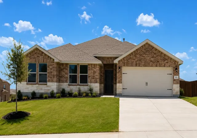Photo 1 of Sale Pending at 420 Sunflower Trl, Cleburne, TX 76033 | MLS# 21307670 | Listing updated on 2026-09-21