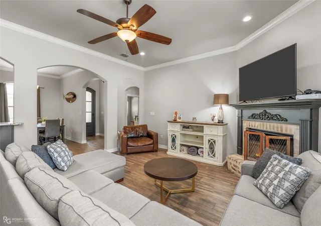 3rd image of 917 Antler Dr, Haughton, LA 71037 | MLS# 21308074