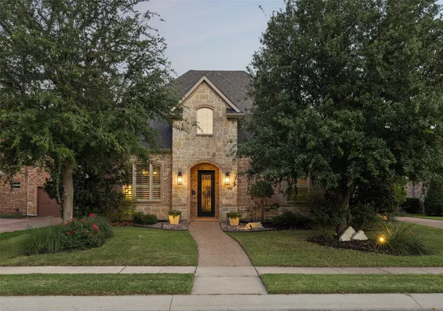 1st image of 2206 Carrick Dr, Trophy Club, TX 76262 | MLS# 21305178