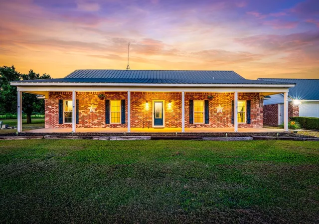 Photo 2 of Single family home for sale at 314 Jackson Hts, Lorena, TX 76655 | MLS# 21290327 | Listing updated on 2026-08-31