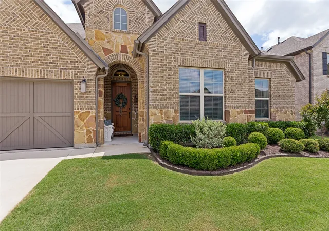Homes for sale in Northlake, TX | 6413 Dolan Falls Dr, Northlake, TX 76226 | MLS# 21307992